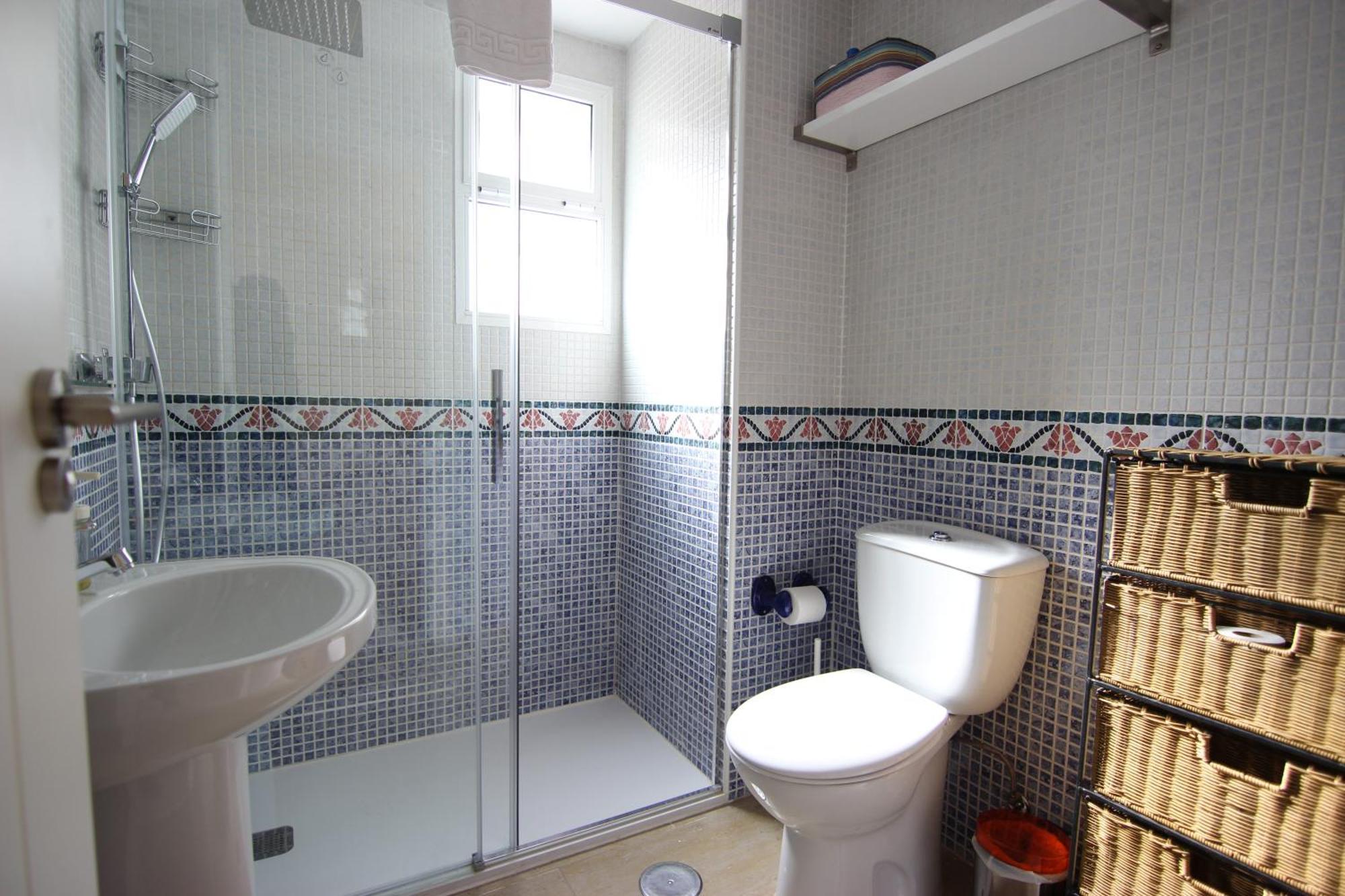 Rentalsevilla Espacioso Apartamento En La Alameda De Hercules Con Parking Eksteriør bilde
