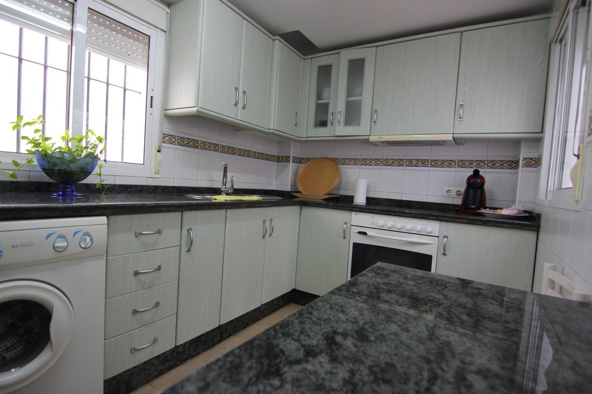 Rentalsevilla Espacioso Apartamento En La Alameda De Hercules Con Parking Eksteriør bilde